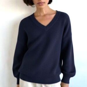 TNA Aritzia Women's Navy Chunky Rib-Knit V-Neck LS Oversized Sweater Sz 1/XXS-XS